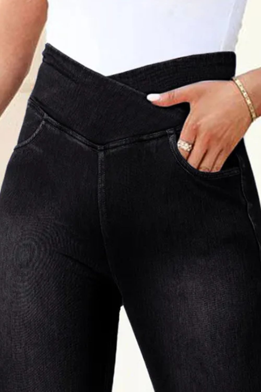 High Waist Jeans with Pockets - OMG! Rose