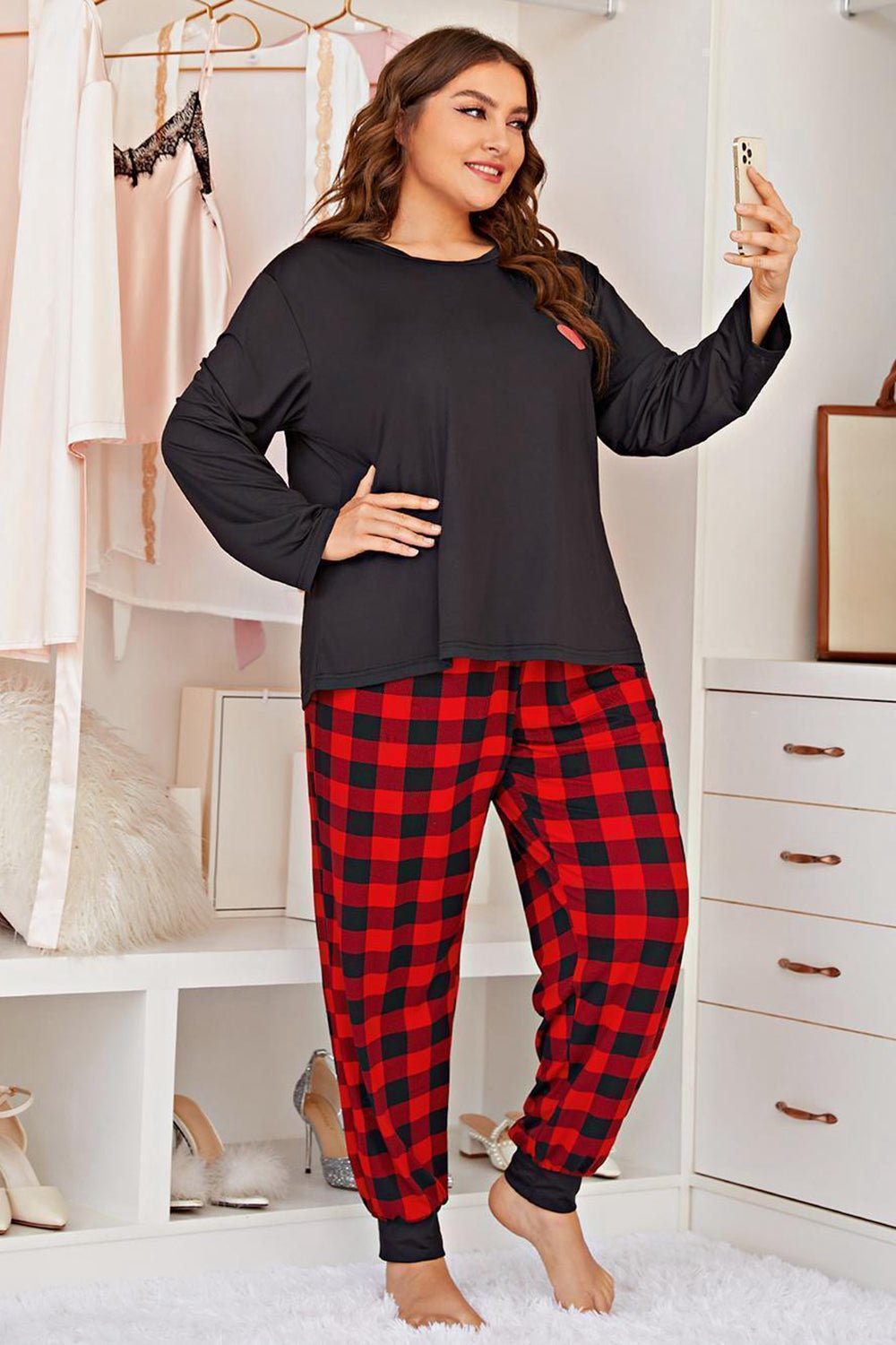 Plus Size Heart Graphic Top and Plaid Joggers Lounge Set - OMG! Rose