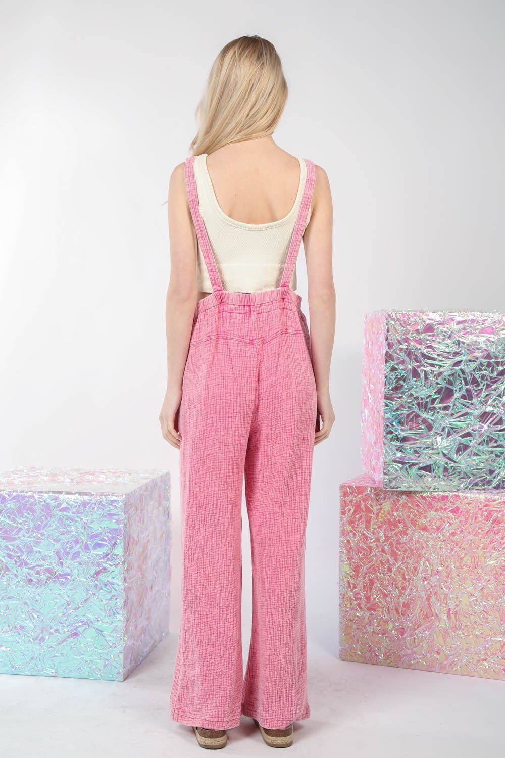 VERY J Texture Washed Wide Leg Overalls - OMG! Rose